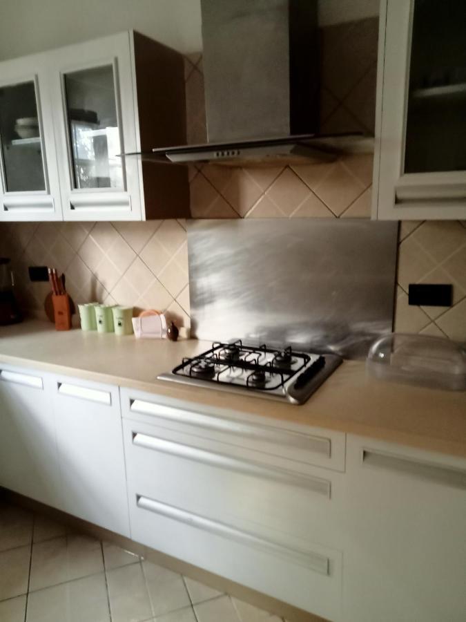 Апартаменты Tricia'S Place - One Family At A Time Аккра Экстерьер фото